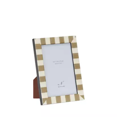 Neptune Montpellier Wood Photo Frame, 4 x 6" (10 x 15cm), Green/White Green & White | H18.55 x W13.55 x D1.34cm
