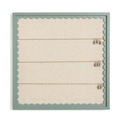 Remi Scalloped Edge Peg Board