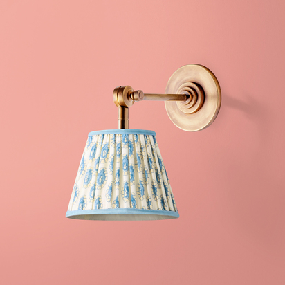 Elbow rechargeable wall fitting in antique brass