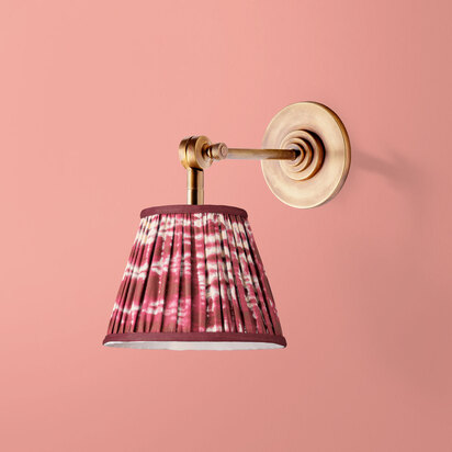 Elbow rechargeable wall fitting in antique brass