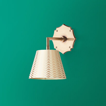 Single Insignia rechargeable wall fitting in antique brass