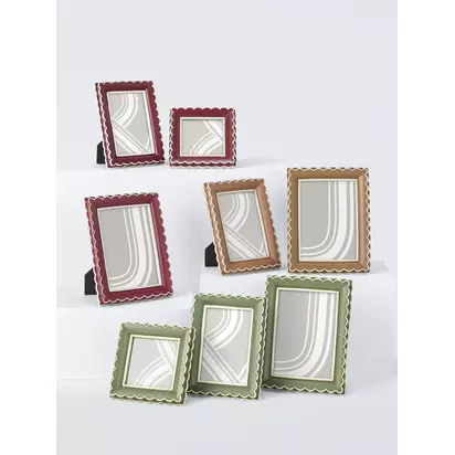 John Lewis Multi Scallop Hand Painted Photo Frame Mocha | 20.7 x 15.7 x 2.5cm