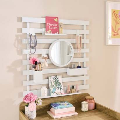 Malmo Peg Board