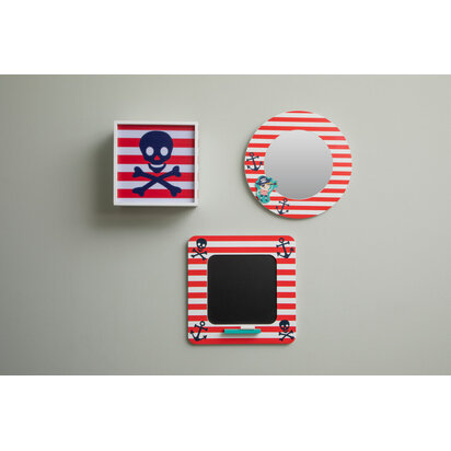 Pirate Mirror