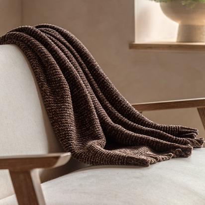 Bramworth Luxe Chunky Chenille Throw Choc 1300x1700mm