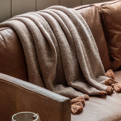 Eastbury Border Tassel Throw Rust 1300x1700mm