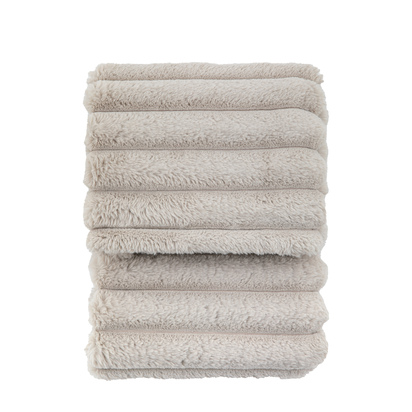 Hartstone Faux Fur Throw Natural