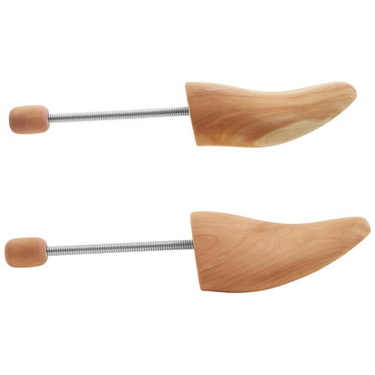 Kata Pair of Cedar Wood Men Shoe Shapers