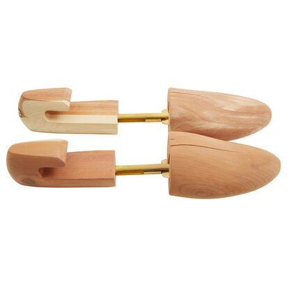 Kata D Sparrow Cedar Wooden Men Shoe Shapers