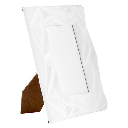 Brielmont Prisma 4in x 6in White Photo Frame