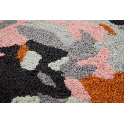 Niaestead Moyo Round Rug