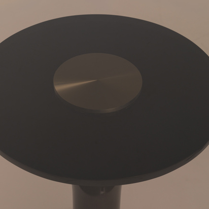Ledwick Dining Table