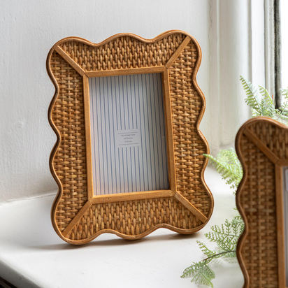 Larkford Rattan Photo Frame 7x5in  - 7X5"