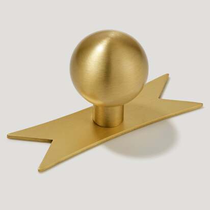 BOBBIN Rounded Knob - Brass - Knob with Ribbon Backplate