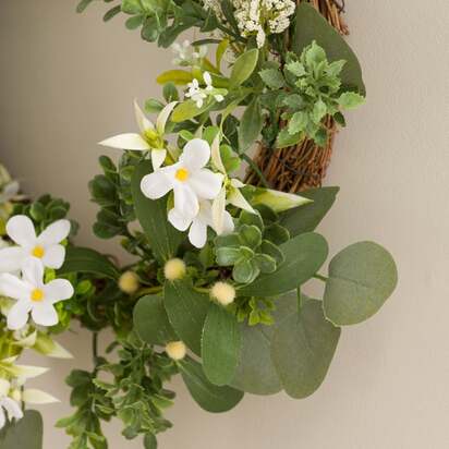 Artificial White Floral Wreath