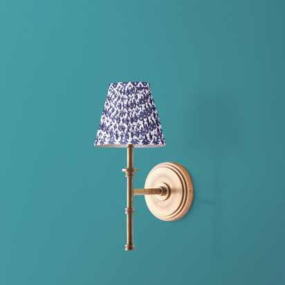 Single chukka rechargeable wall fitting in antique brass