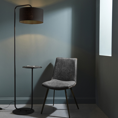 Blythefield Floor With Table Floor light Satin black paint & black fabric