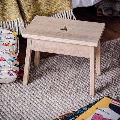 Chester Oak Step Stool - The Cotswold Company