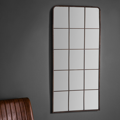 Henwick Mirror