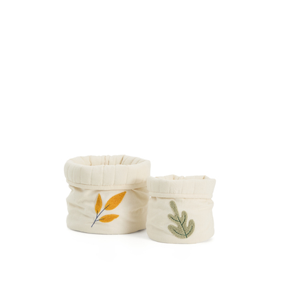 Tandani set of 2 beige cotton children's baskets with embroidered leaves