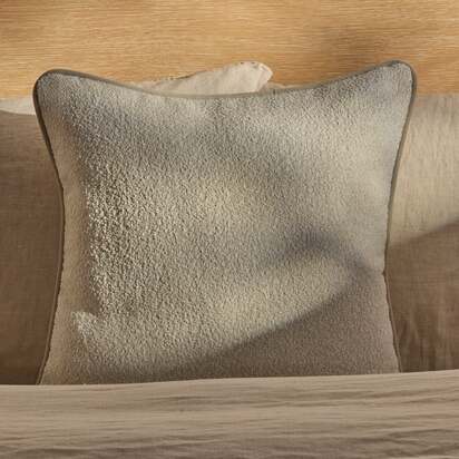 Elsham 45x45cm Scatter Cushion Cover - Light Beige Boucle with Clay Velvet Piping