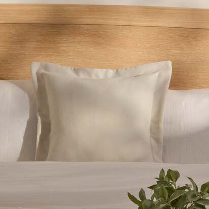 Ludney 50x50cm Cushion Cover - Ivory