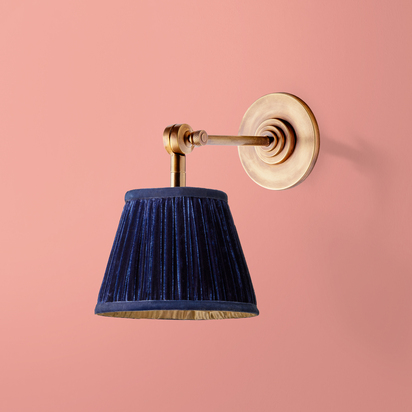 Elbow rechargeable wall fitting in antique brass