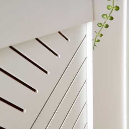Jack Large Radiator Cover - White