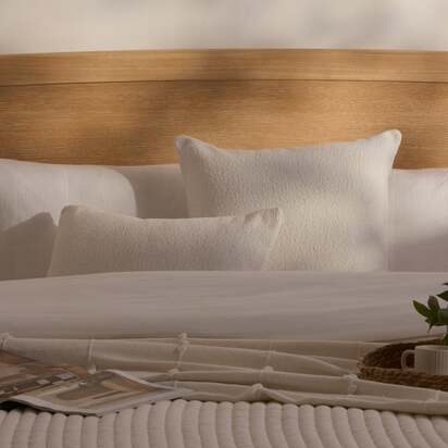 Yelden 35x55cm Scatter Cushion Cover - Chalk White Boucle