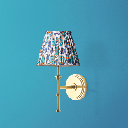 Single chukka rechargeable wall fitting in antique brass