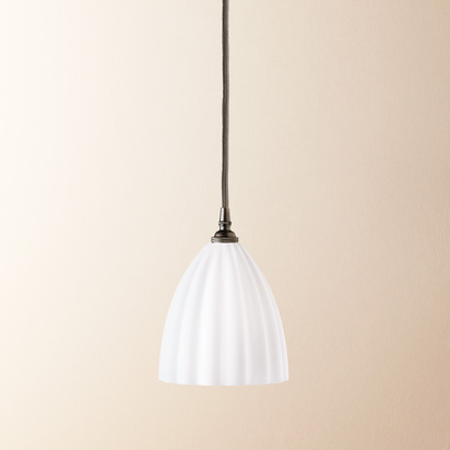 Smaller Scallop in opaline glass
