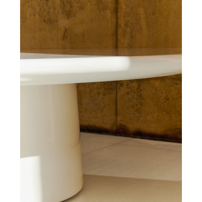 Albanella coffee table in cement with glossy white finish Ã˜110cm
