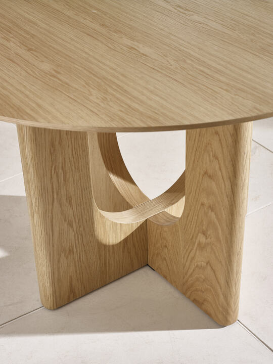 Data?1780943158