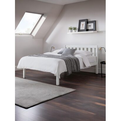 Luna 135cm Double White Bed