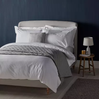 John Lewis Strada Pure Cotton Seersucker Bedding, White White | H200.00cm * W200.00cm