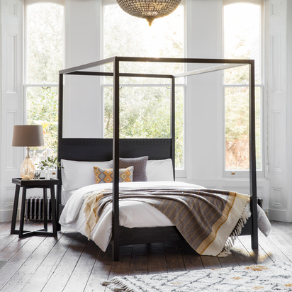 Montford Boutique 4 Poster 5' Bed  - Kingsize