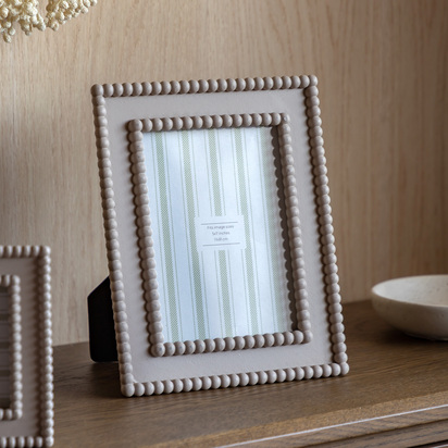 Elmdale Beaded Photo Frame 7x5in White  - 7X5"