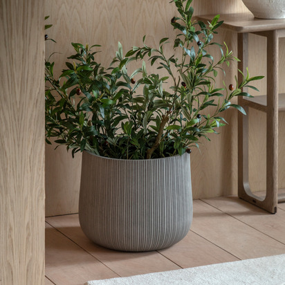 Sutton Ribbed Outdoor Planter Grey