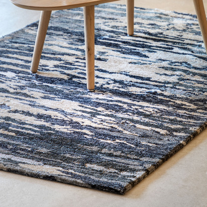 Ledcott Rug Grey  - Large
