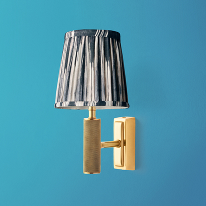 Knurloid Rechargeable Wall Fitting in Brass