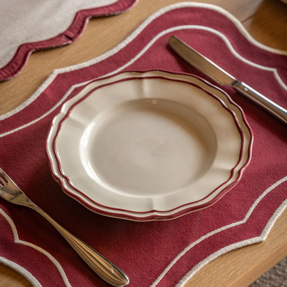 Windsor Scallop Side Plates Red (4pk)