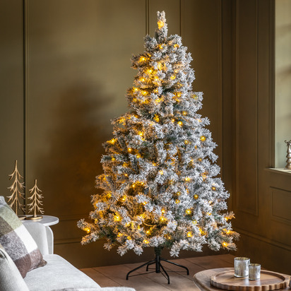 Keswick Pine LED M Christmas Tree