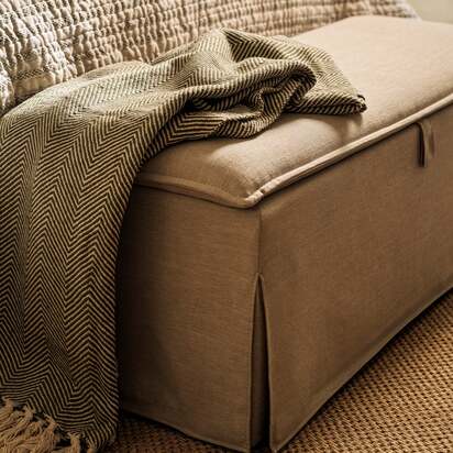 Herringbone Woven Throw Green 140x190cm - Home Accessories - The Cotswold Company