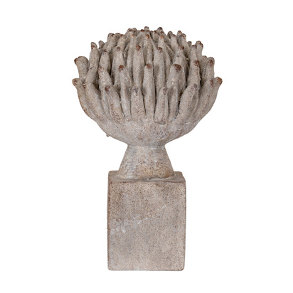 Ferro Medium Artichoke on Plinth