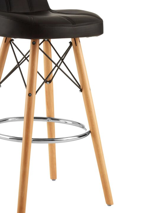 212104