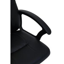 216823