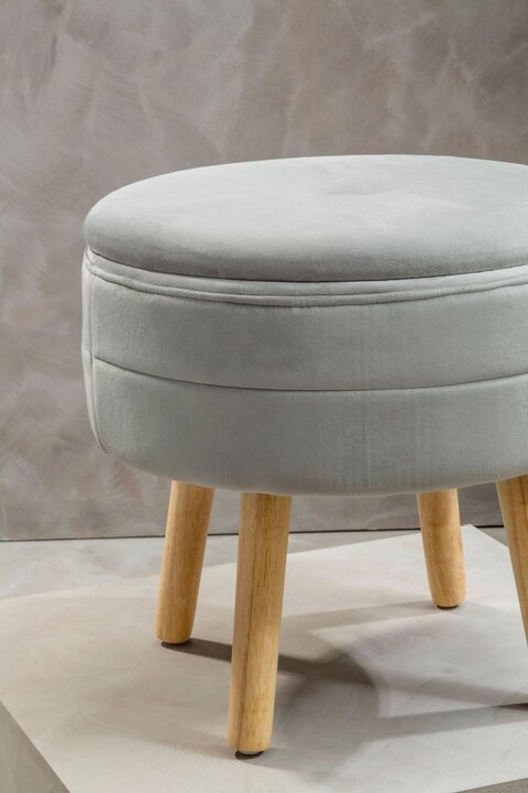 217068
