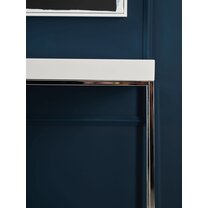 323290