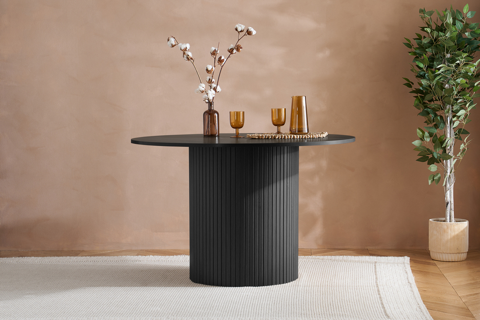 Axerditblk axel 20round 20dining 20table rs.jpg