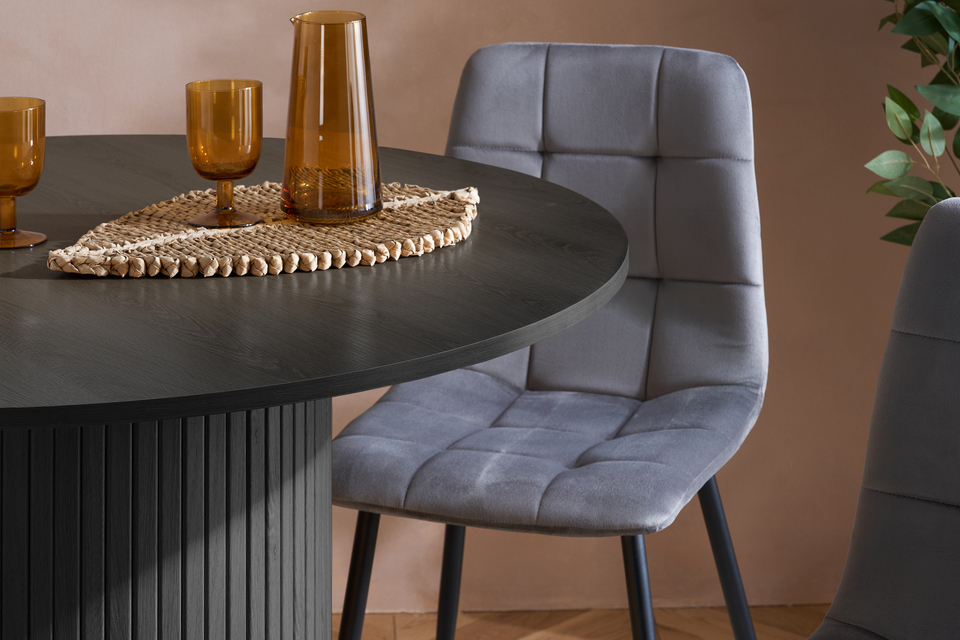 Axerditblk axel 20round 20dining 20table rs fe2.jpg